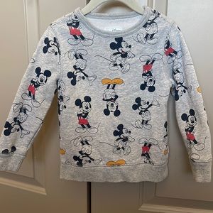 4T GAP Sweatshirt Mickey. Like new :)